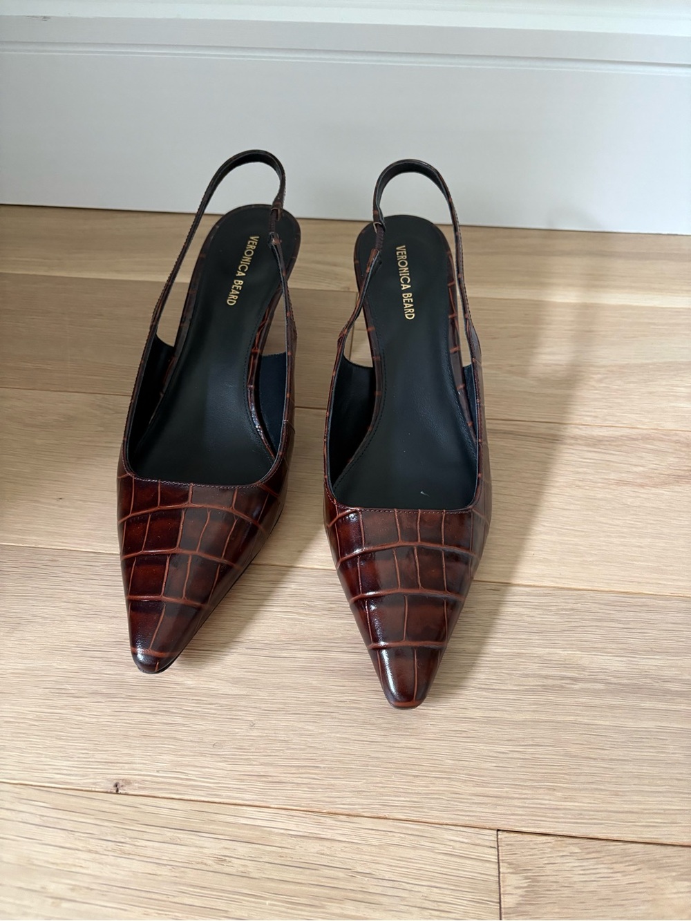 Veronica Beard Cashel Slingback Pointed Toe Kitten Heel Pump - Picture 3 of 7